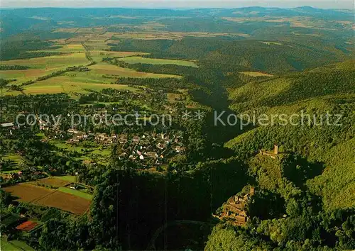 AK / Ansichtskarte Manderscheid Eifel Oberburg Niederburg am Liesertal Kurort Fliegeraufnahme Kat. Manderscheid