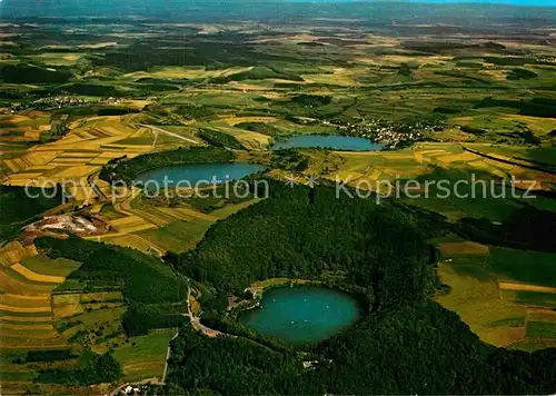 AK / Ansichtskarte Daun Eifel Dauner Maare Fliegeraufnahme Kat. Daun