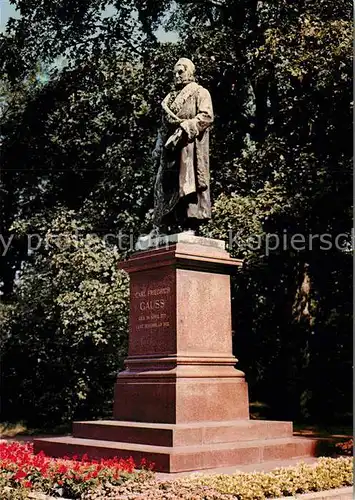 AK / Ansichtskarte Braunschweig Karl Friedrich Gauss Denkmal auf dem Gaussberg Kat. Braunschweig