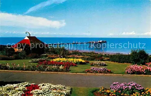 AK / Ansichtskarte Hunstanton Pier and Cliff Gardens Kat. King s Lynn and West Norfolk