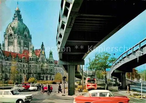 AK / Ansichtskarte Hannover Auffahrt der neuen Stahlhochstrasse Rathaus Kat. Hannover