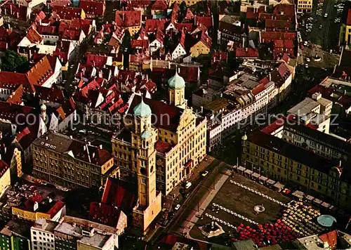 AK / Ansichtskarte Augsburg Blick auf Rathaus und Perlachturm Fliegeraufnahme Kat. Augsburg