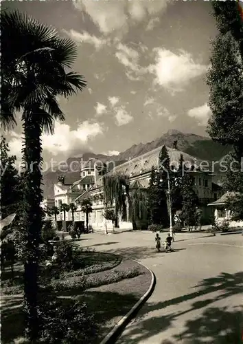 AK / Ansichtskarte Meran Merano Passeggiata Casino Promenade Kurhaus