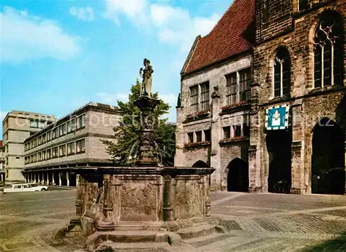 AK / Ansichtskarte Hildesheim Rolandbrunnen und Marktplatz Kat. Hildesheim