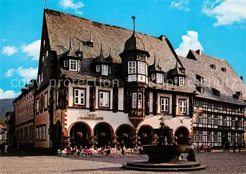 AK / Ansichtskarte Goslar Marktplatz Hotel Kaiserworth Brunnen Fachwerkhaus Kat. Goslar