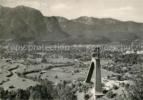 AK / Ansichtskarte Ski Flugschanze Olympia Skistadion Anlaufturm Garmisch Partenkirchen  Kat. Sport