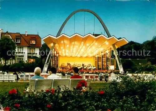 AK / Ansichtskarte Travemuende Ostseebad Kurkonzert Musikpavillon Kat. Luebeck