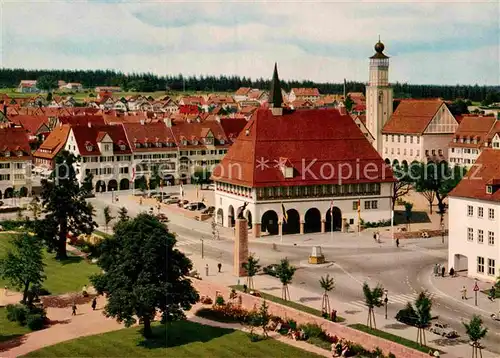 AK / Ansichtskarte Freudenstadt Marktplatz Stadthaus Kirche Kurort im Schwarzwald Kat. Freudenstadt