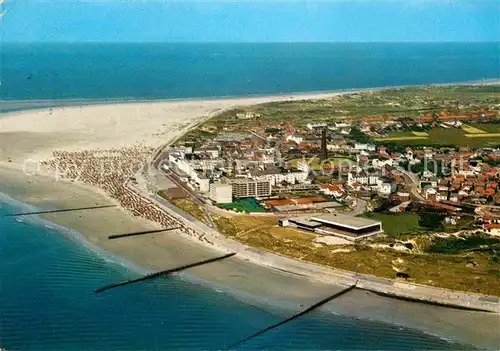 AK / Ansichtskarte Borkum Nordseebad Fliegeraufnahme mit Strand Kat. Borkum