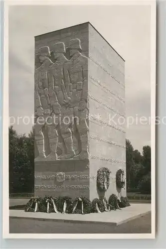 AK / Ansichtskarte Zweibruecken Ehrendenkmal  Kat. Zweibruecken