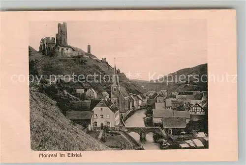 AK / Ansichtskarte Monreal Eifel Teilansicht mit Burgruine Kat. Monreal