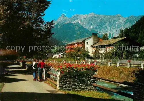 AK / Ansichtskarte Schruns Vorarlberg Kurpromenade und Kuranstalt Montafon mit Zimba Kat. Schruns