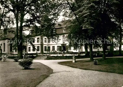 AK / Ansichtskarte Bad Neustadt Kur  und Schlosshotel Parkseite mit Terrasse  Kat. Bad Neustadt a.d.Saale