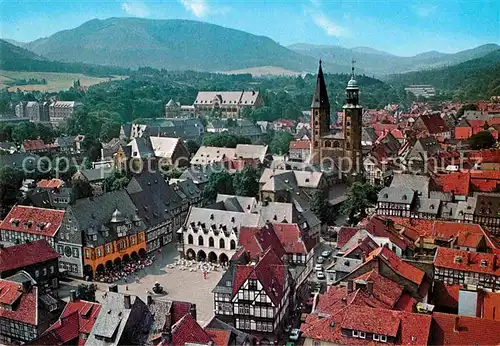 AK / Ansichtskarte Goslar Altstadt Marktplatz Kirche Fliegeraufnahme Kat. Goslar