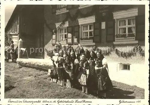 AK / Ansichtskarte Trachten Schwarzwald Bernau Geburtshaus Hans Thoma Foto Gutermann Nr. 155  Kat. Trachten