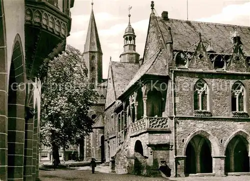 AK / Ansichtskarte Goslar Rathaus und Marktkirche Kat. Goslar
