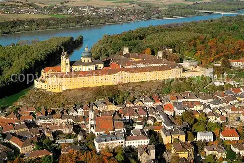 AK / Ansichtskarte Melk Donau Stift Fliegeraufnahme Kat. Melk Wachau