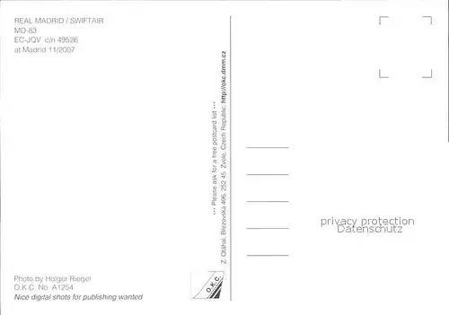 AK / Ansichtskarte Flugzeuge Zivil Real Madrid Swiftair MD 83 EC JQV c n 49526 Kat. Airplanes Avions