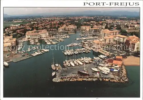 AK / Ansichtskarte Frejus Port Kat. Frejus