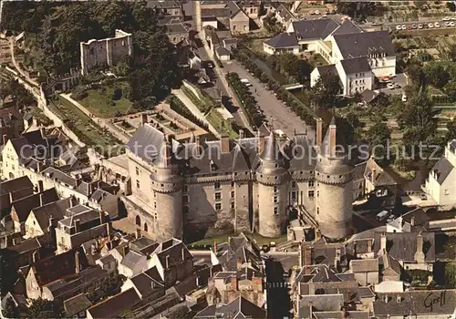 AK / Ansichtskarte Langeais Fliegeraufnahme Chateau de la Loire Kat. Langeais