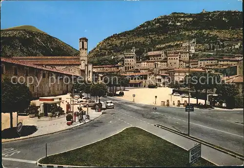 AK / Ansichtskarte Gubbio Piazza 40 Martiri Kat. Italien