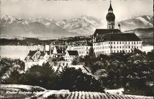 AK / Ansichtskarte Andechs Kloster mit Gebirgspanorama Kat. Andechs