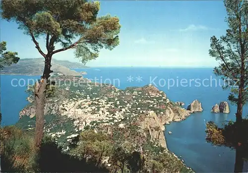 AK / Ansichtskarte Capri Panorama Faraglioni Felsen Kat. Golfo di Napoli