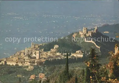 AK / Ansichtskarte Assisi Umbria Rocca Maggiore vista dal Monte Subasio Kat. Assisi