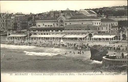 AK / Ansichtskarte Biarritz Pyrenees Atlantiques Casino Municipal a l Heure du Bain Kat. Biarritz
