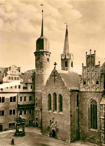 AK / Ansichtskarte Merseburg Saale Schlosshof mit Dom und Ostfluegel Kat. Merseburg