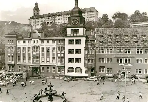 AK / Ansichtskarte Rudolstadt Markt mit Rathaus Hotel Zum Loewen Heidecksburg Kat. Rudolstadt