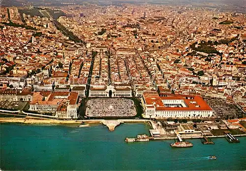 AK / Ansichtskarte Lisboa Terreiro do Paco Platz des Handels Fliegeraufnahme Kat. Portugal