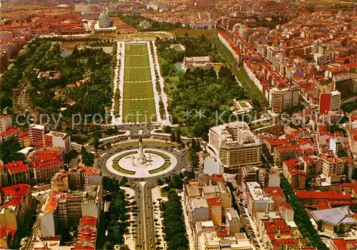 AK / Ansichtskarte Lisboa Parque Eduardo VII e Avenida da Liberdade vista aerea Kat. Portugal