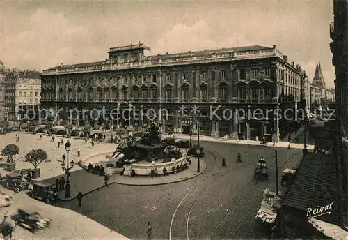 AK / Ansichtskarte Lyon France Place des Terreaux Musee Saint Pierre Kat. Lyon