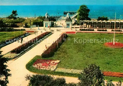 AK / Ansichtskarte Miedzyzdroje Kurpark Kat. Misdroy Pommern