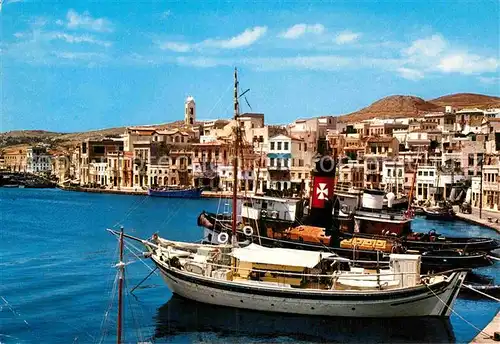 AK / Ansichtskarte Syra Syros Vue du debarcadere Hafen Ausschiffungsplatz Kat. Insel Syros