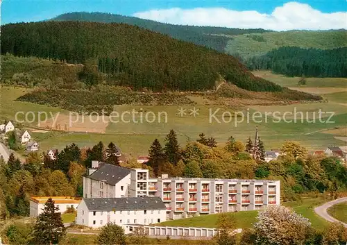 AK / Ansichtskarte Bad Berleburg Oderbornklinik Fliegeraufnahme Kat. Bad Berleburg