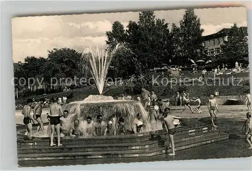 AK / Ansichtskarte Bad Rappenau Sole Schwimmbad Sprudelbrunnen Kat. Bad Rappenau