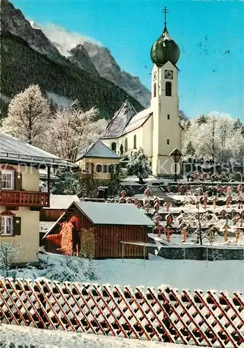 AK / Ansichtskarte Grainau Dorfkirche mit Zugspitze Kat. Grainau