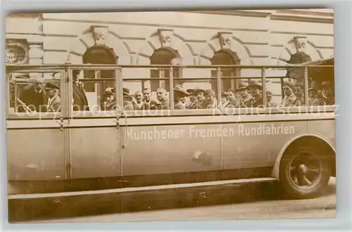 AK / Ansichtskarte Autobus Omnibus Muenchen Fremden Rundfahrten Foto  Kat. Autos