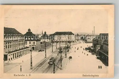 AK / Ansichtskarte Strassenbahn Karlsruhe Bahnhofplatz  Kat. Strassenbahn