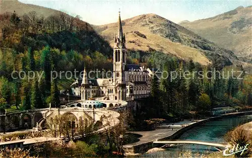 AK / Ansichtskarte Lourdes Hautes Pyrenees Basilique le Gave et le nouveau Pont Kat. Lourdes