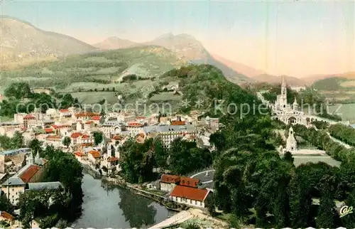 AK / Ansichtskarte Lourdes Hautes Pyrenees Vue generale prise du chateau fort Kat. Lourdes