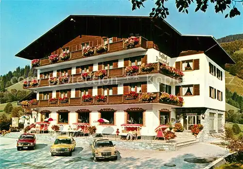 AK / Ansichtskarte Saalbach Hinterglemm Hotel Pension Barbarahof Kat. Saalbach Hinterglemm
