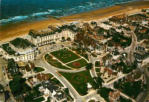 AK / Ansichtskarte Cabourg La Plage des Fleurs Casino Grand Hotel Normandie Jardins vue aerienne Kat. Cabourg