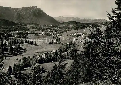 AK / Ansichtskarte Lavarone Altipiano di Lavarone sulla sfondo Becco di Filadonna Gruppo di Brenta Kat. Trentino
