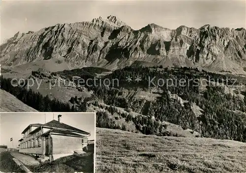 AK / Ansichtskarte Urnaesch AR Berggasthaus Hochalp Blick zum Saentis Appenzeller Alpen Kat. Urnaesch