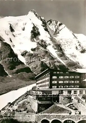 AK / Ansichtskarte Heiligenblut Kaernten Kaiser Franz Josef Haus mit Grossglockner Hohe Tauern Kat. Heiligenblut