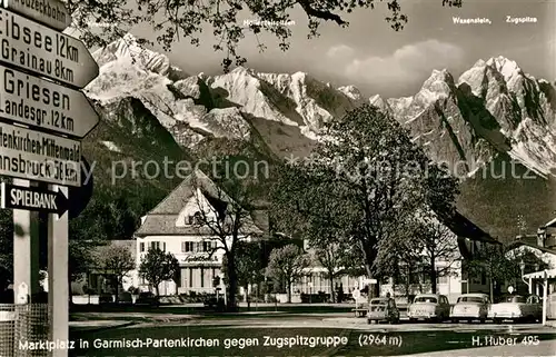 AK / Ansichtskarte Garmisch Partenkirchen Marktplatz Zugspitze Waxenstein  Kat. Garmisch Partenkirchen