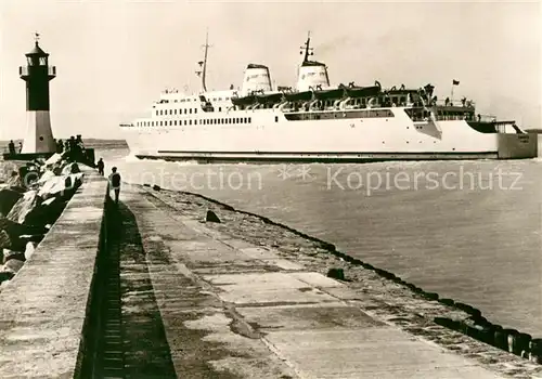 AK / Ansichtskarte Faehre Eisenbahnfaehre MS Sassnitz Molenkopf  Kat. Schiffe